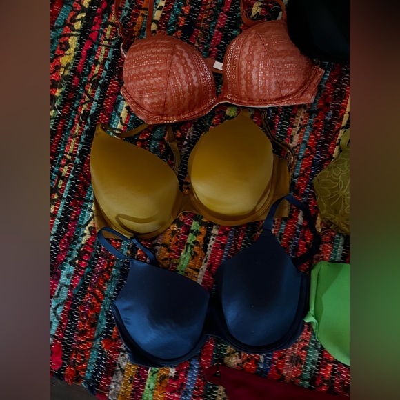 💜 VICTORIAS SECRET EUC PADDED PUSH-UP BRA PANTIES LOT OF 8 36D LARGE XL - Picture 2 of 8